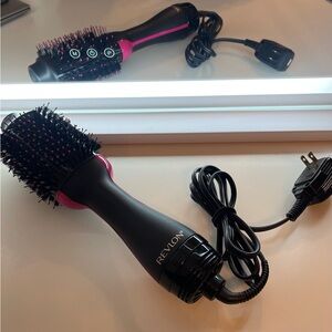 Revlon Black and Pink Styling Brush